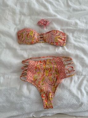 Victoria's Secret Pink and Coral Paisley Bikini Tag Visible XS